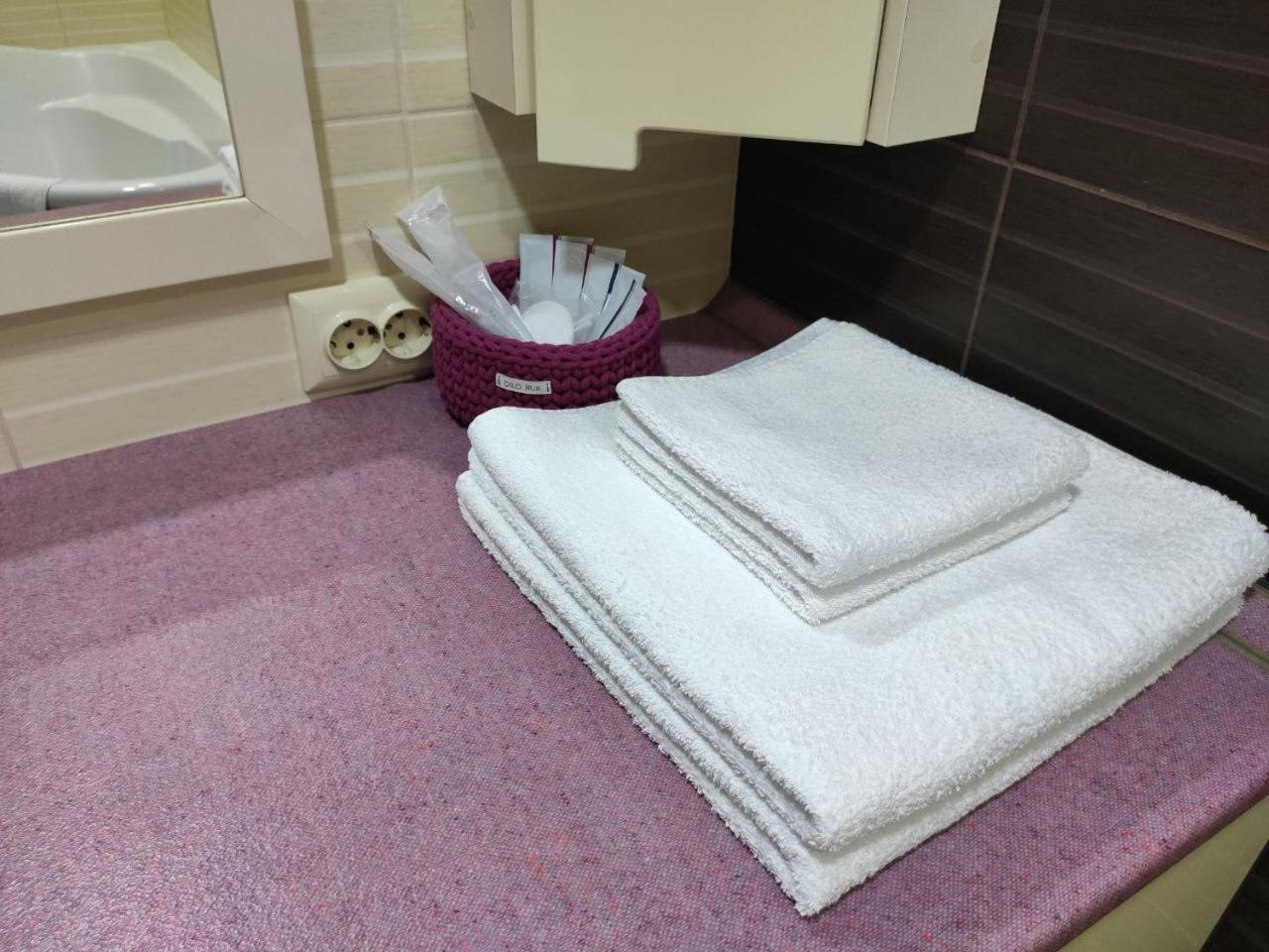 Lux Apart Lviv Apartments Ngoại thất bức ảnh