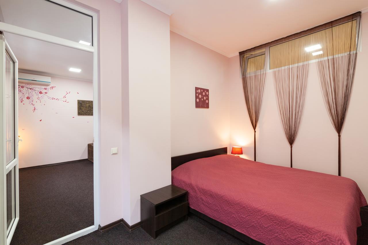 Lux Apart Lviv Apartments Ngoại thất bức ảnh