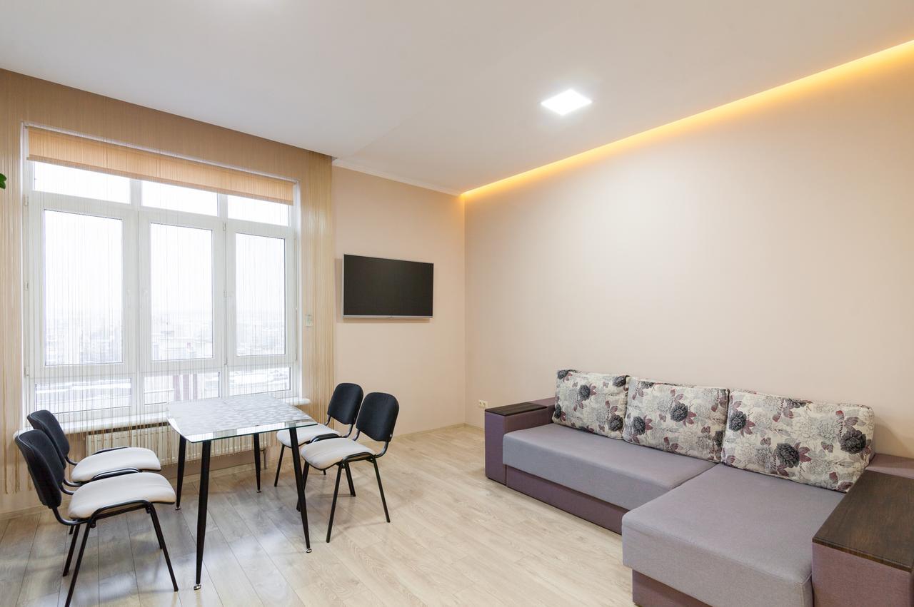 Lux Apart Lviv Apartments Ngoại thất bức ảnh