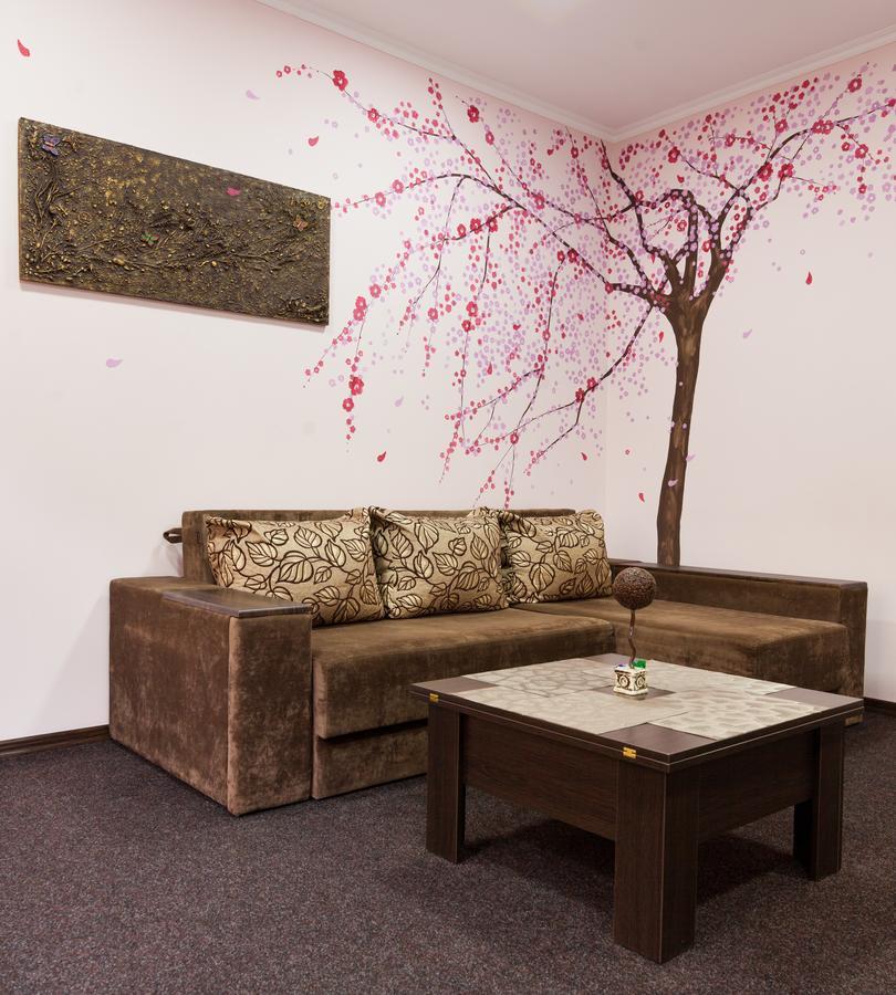 Lux Apart Lviv Apartments Ngoại thất bức ảnh
